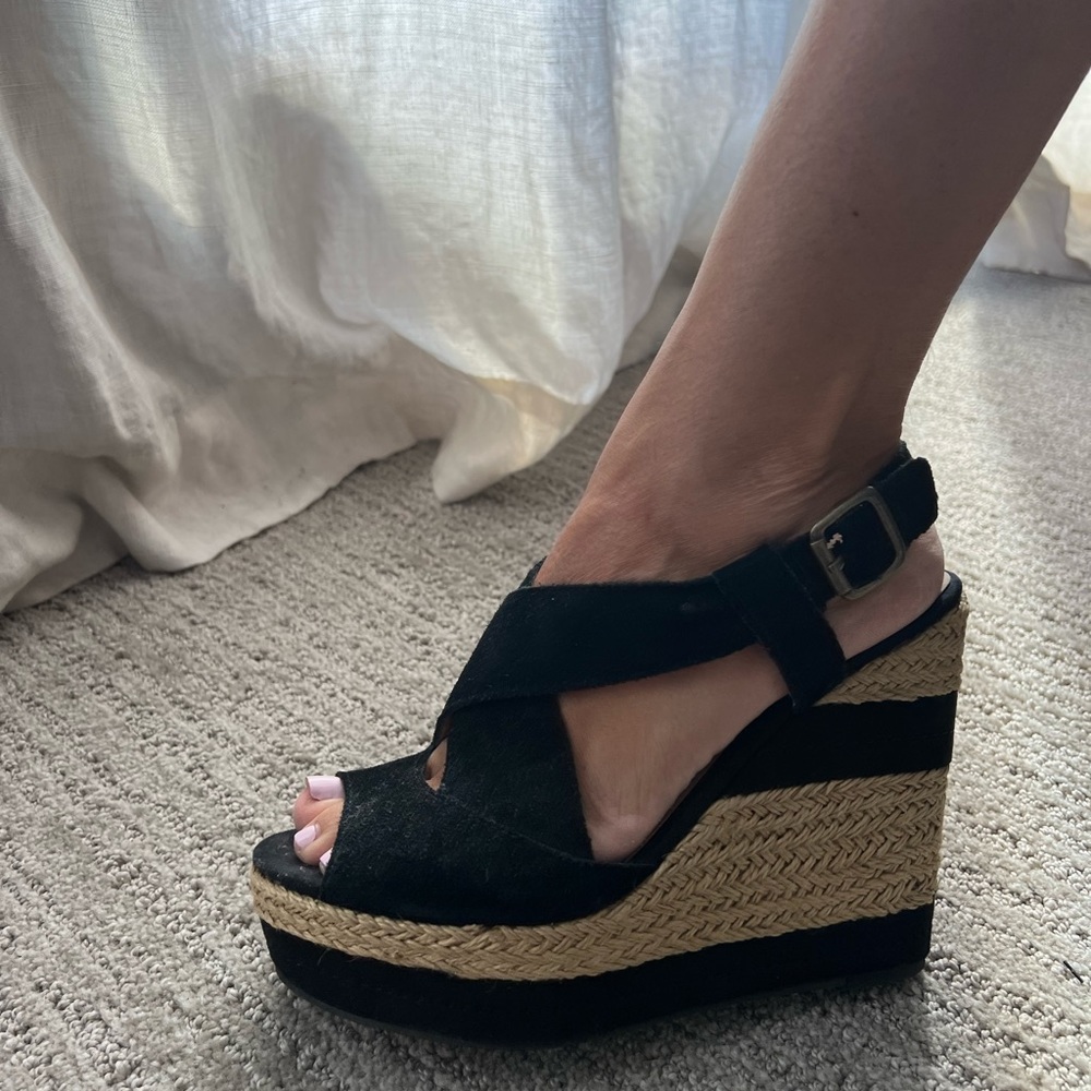 Dolce Vita woven suede wedges